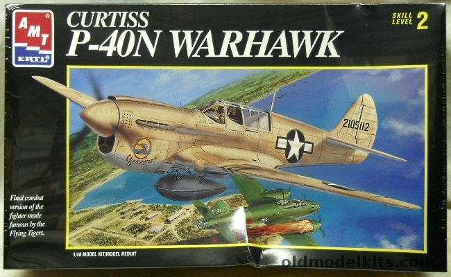 AMT 1/48 Curtiss P-40N Warhawk, 8798 plastic model kit